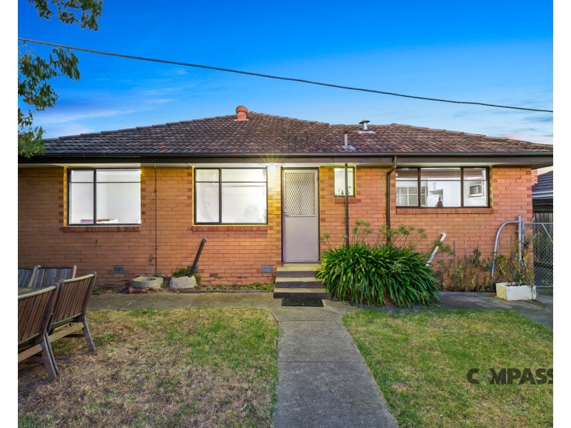 23 Fenfield Street, Altona VIC 3018