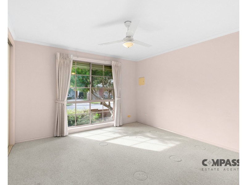 2B Myrtle Grove, Altona VIC 3018