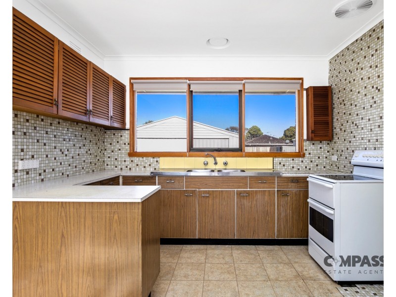 6 ILUKA COURT, Altona VIC 3018