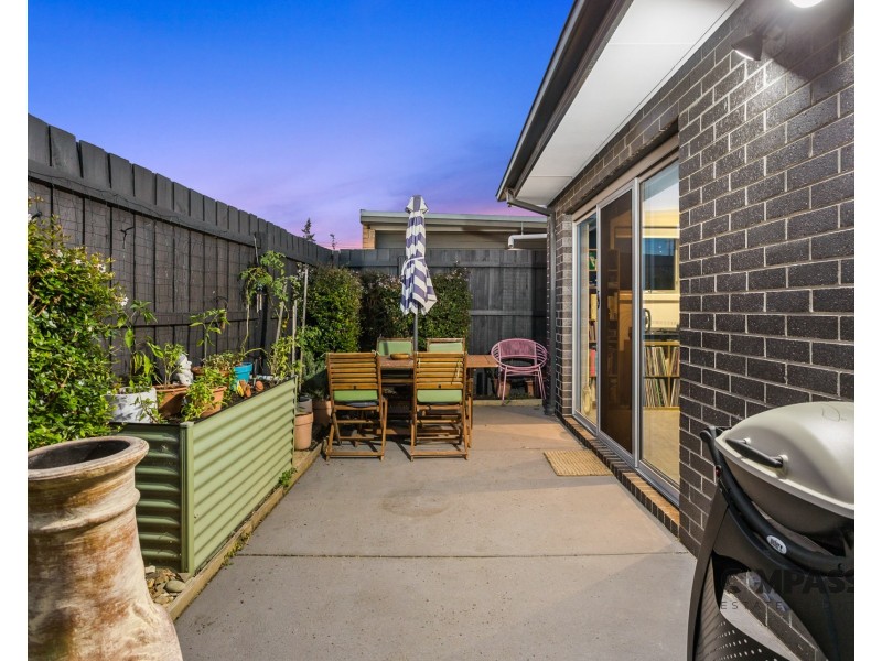 3/33 Mulga Street, Altona VIC 3018