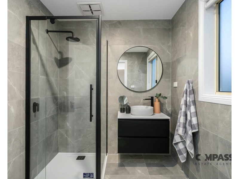 50 WARATAH DRIVE, Altona Meadows VIC 3028