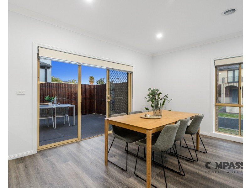 50 WARATAH DRIVE, Altona Meadows VIC 3028