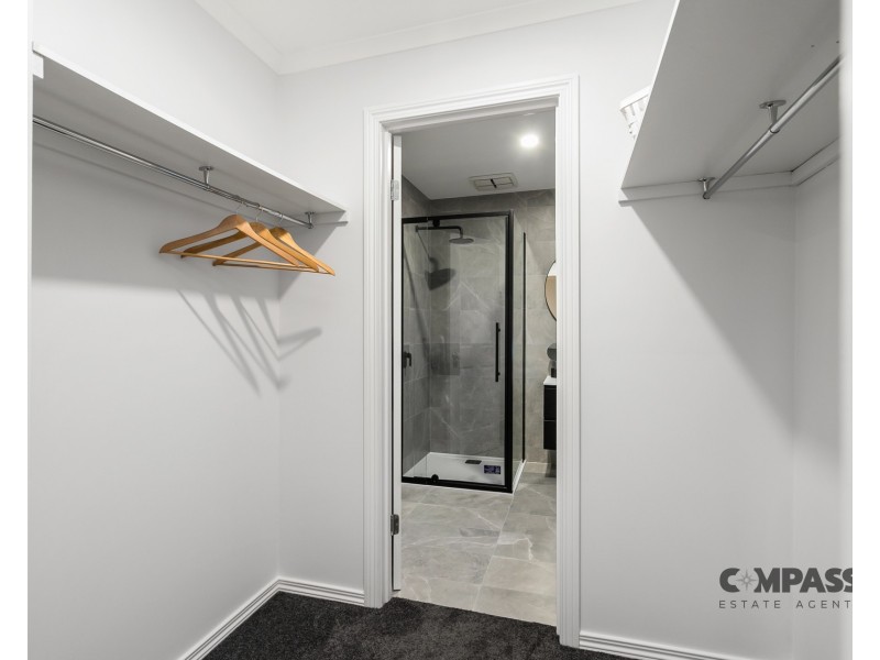 50 WARATAH DRIVE, Altona Meadows VIC 3028