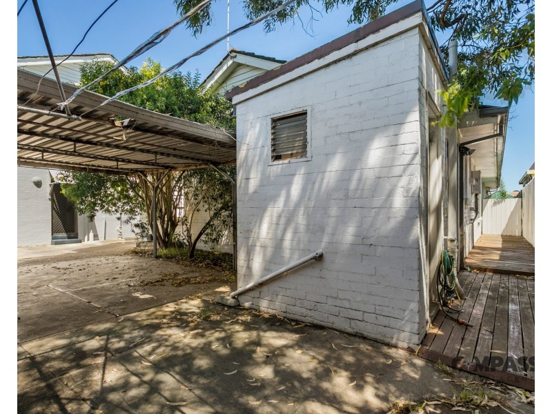 4/9-11 ROMAWI STREET, Altona VIC 3018