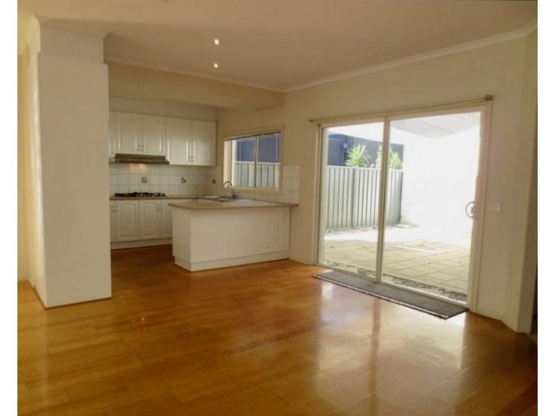 1/10 Mount Street, Altona VIC 3018