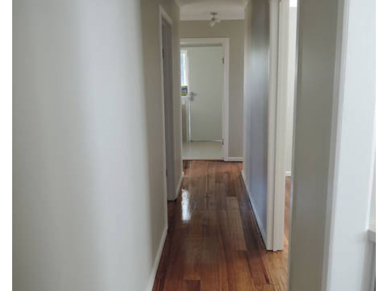 20 HOOK STREET, Altona Meadows VIC 3028