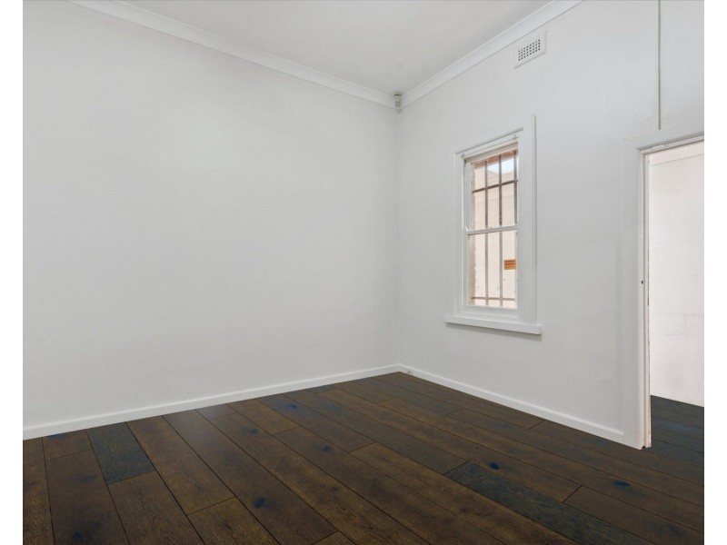 174 BUCKLEY STREET, Essendon VIC 3040