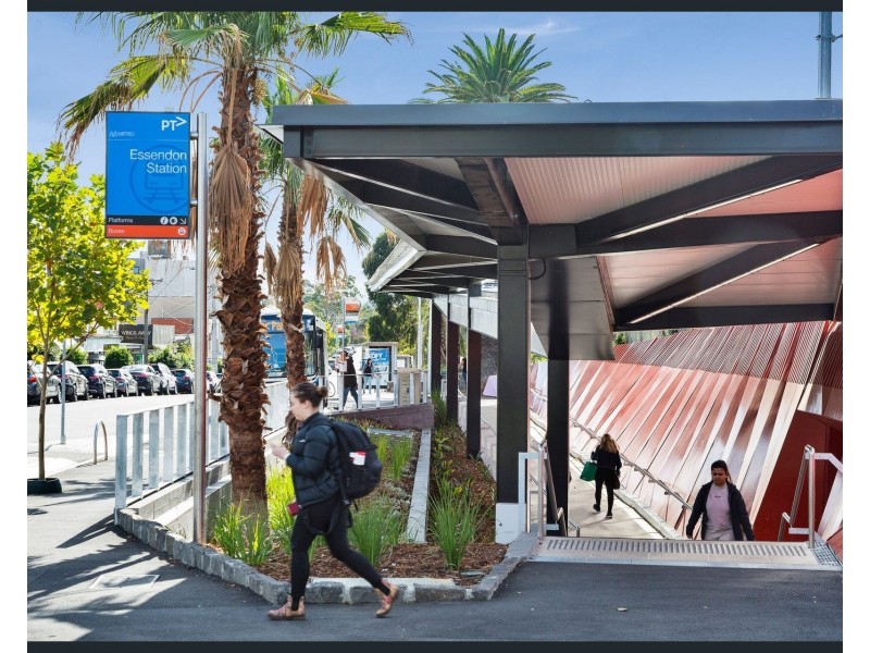 174 BUCKLEY STREET, Essendon VIC 3040