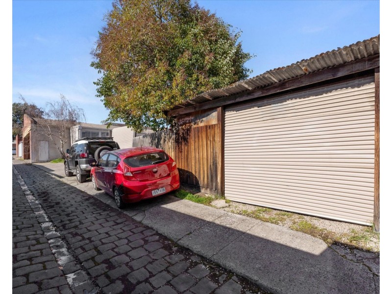174 BUCKLEY STREET, Essendon VIC 3040