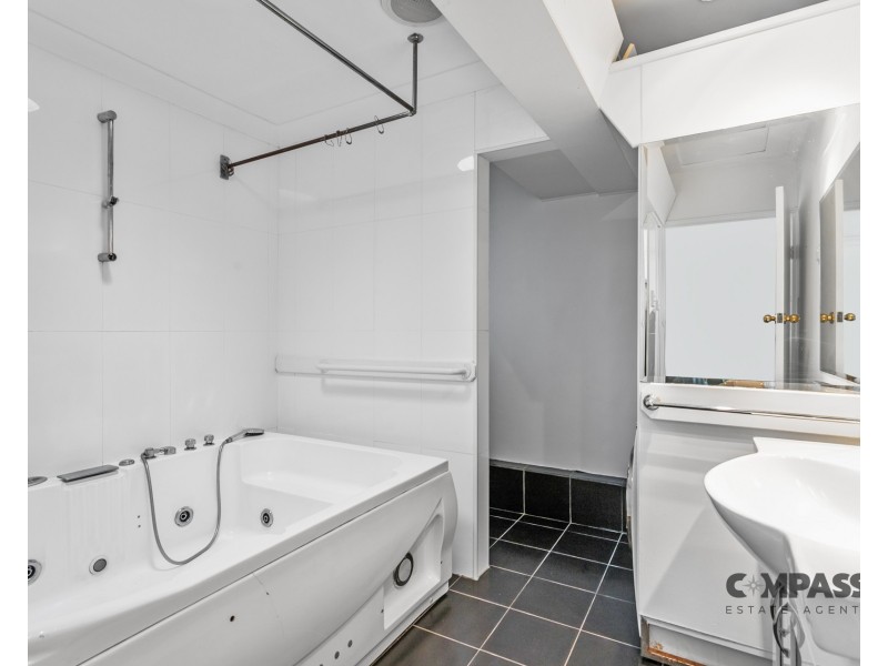 2/6 HANMER STREET, Williamstown VIC 3016