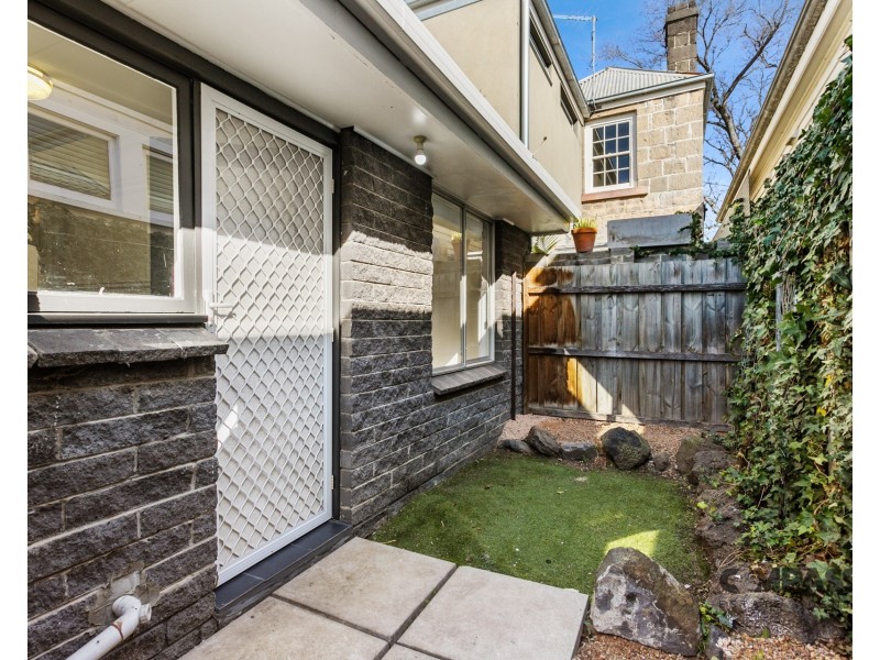 2/6 HANMER STREET, Williamstown VIC 3016