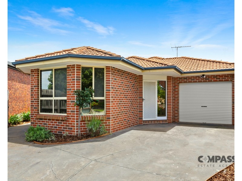 14 Kensington Crescent, Altona Meadows VIC 3028
