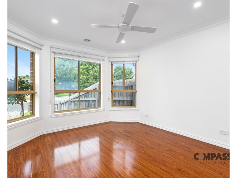 14 Kensington Crescent, Altona Meadows VIC 3028