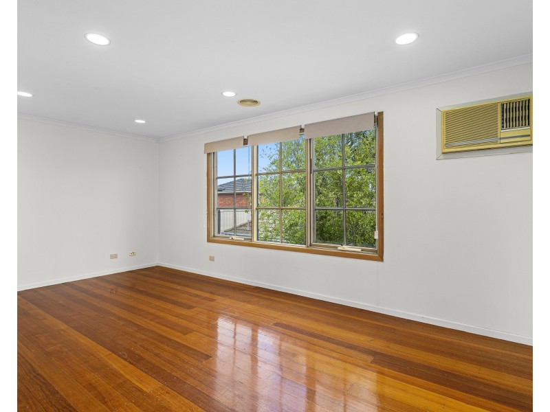 1/41 LOWE AVENUE, Altona VIC 3018