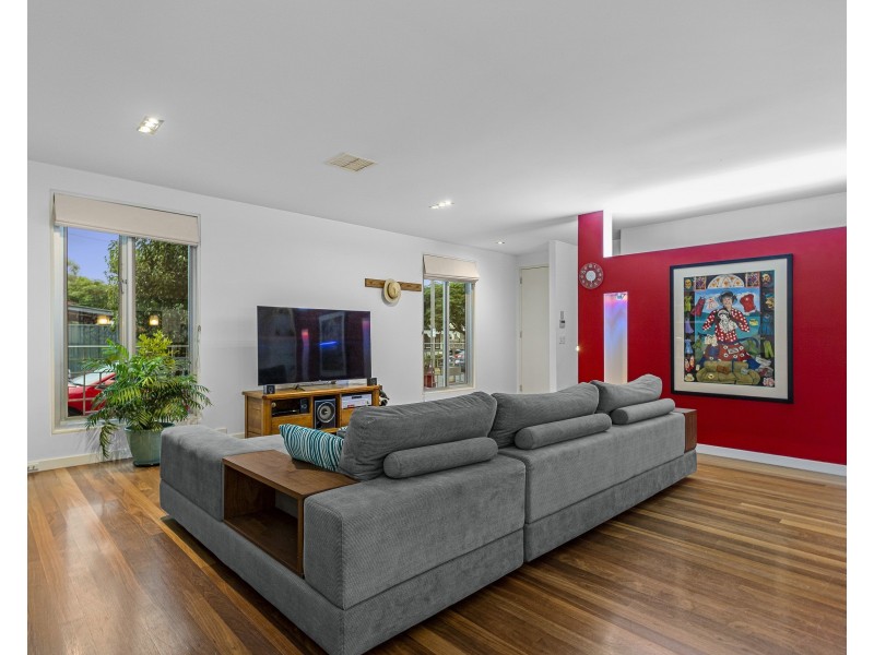 95 ELPHIN STREET, Newport VIC 3015