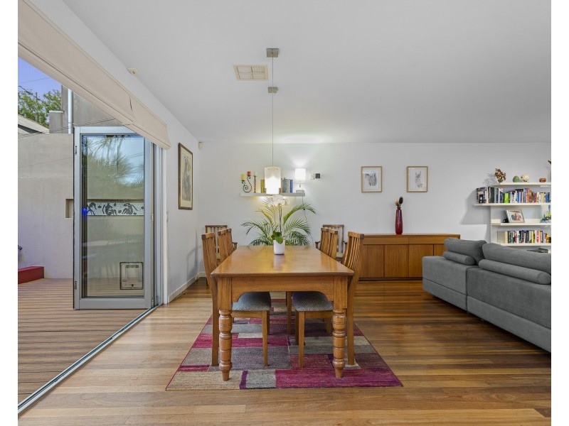 95 ELPHIN STREET, Newport VIC 3015