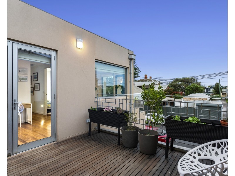 95 ELPHIN STREET, Newport VIC 3015