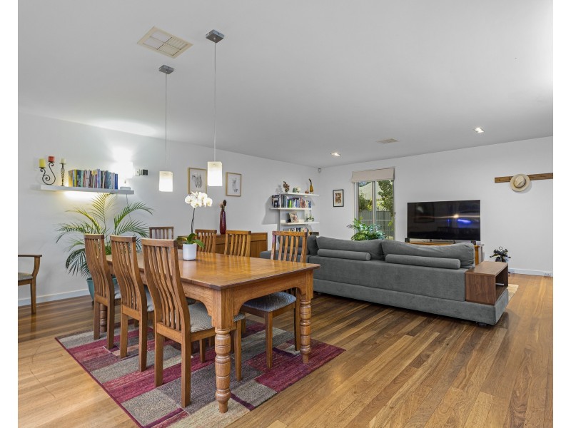 95 ELPHIN STREET, Newport VIC 3015