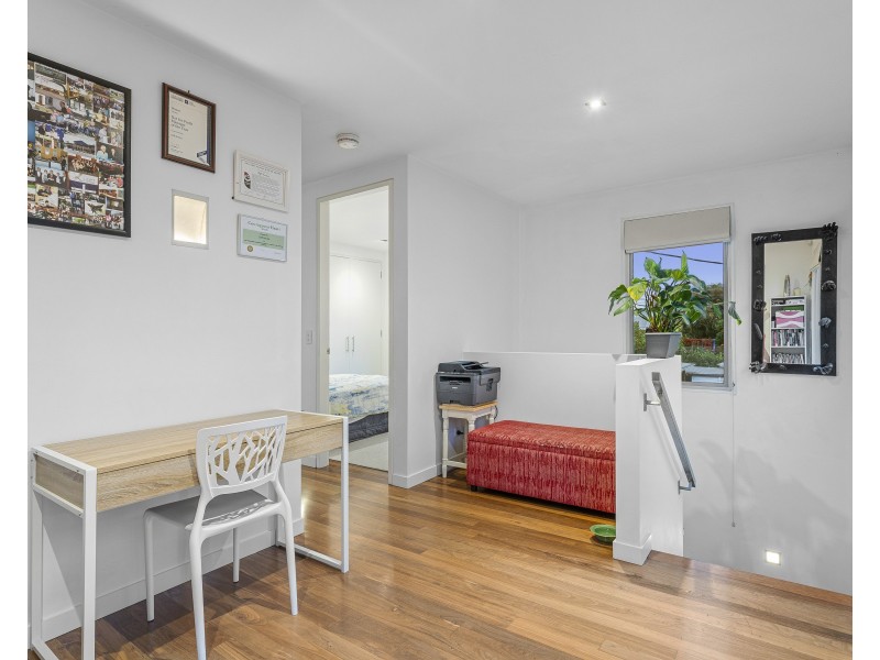 95 ELPHIN STREET, Newport VIC 3015