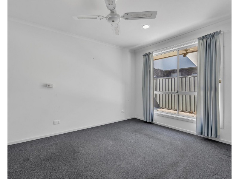 2A BOYD STREET, Altona VIC 3018