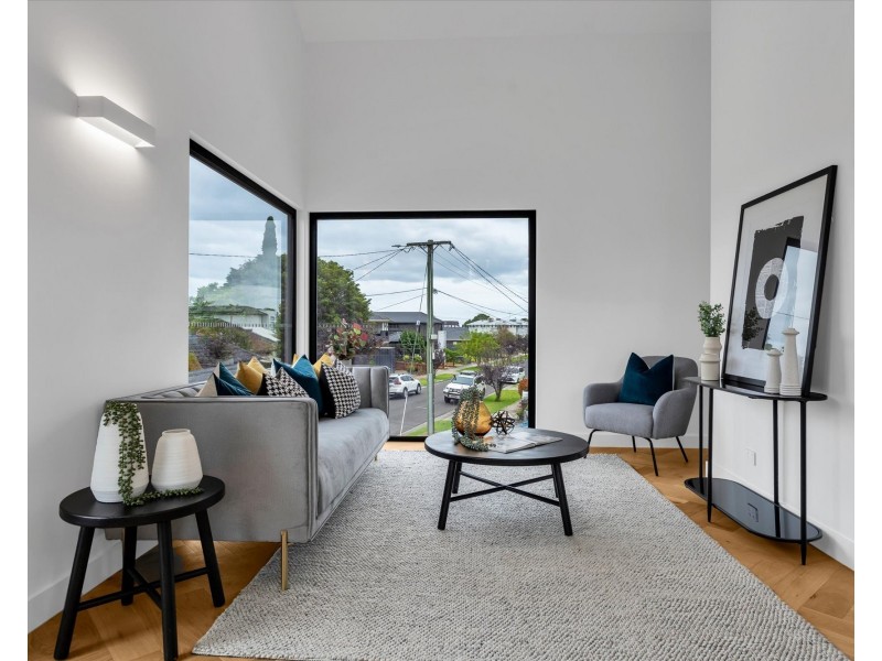 15b Curtin Court, Altona VIC 3018