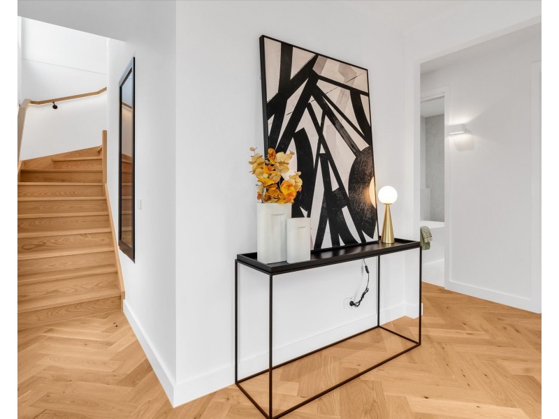 15b Curtin Court, Altona VIC 3018