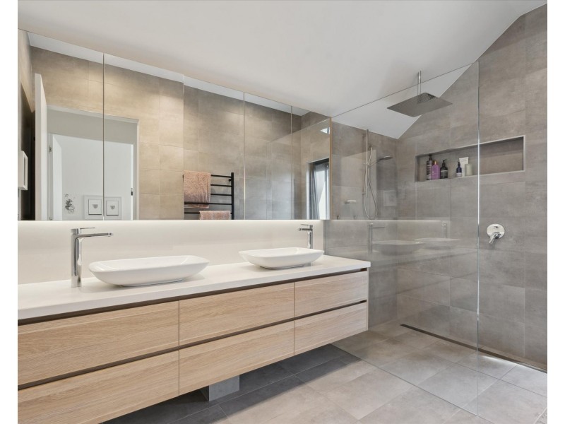 51 SMITH AVENUE, Williamstown VIC 3016