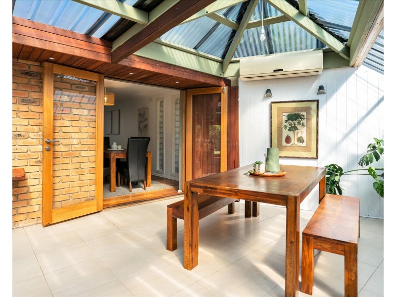 24 KURRAJONG DRIVE, Altona Meadows VIC 3028