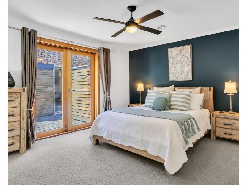 24 KURRAJONG DRIVE, Altona Meadows VIC 3028