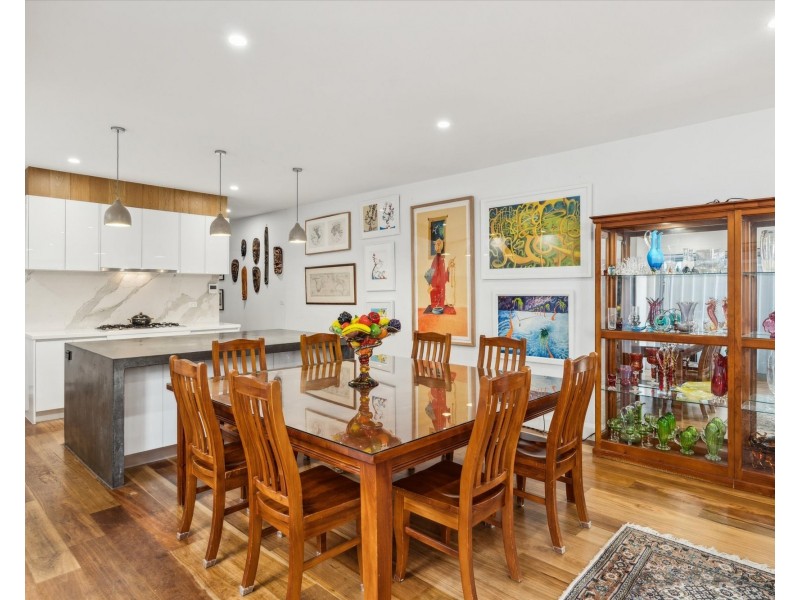 21 BLYTH STREET, Altona VIC 3018