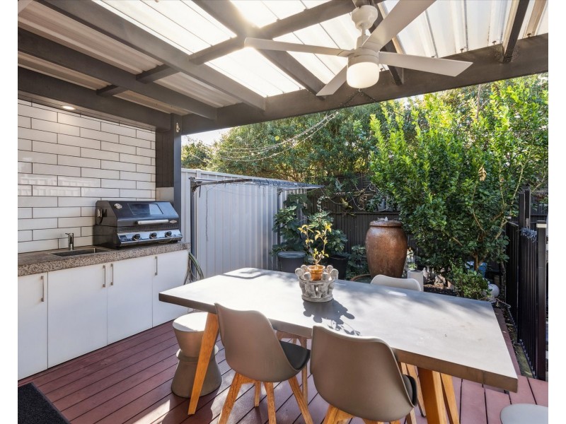 21 BLYTH STREET, Altona VIC 3018