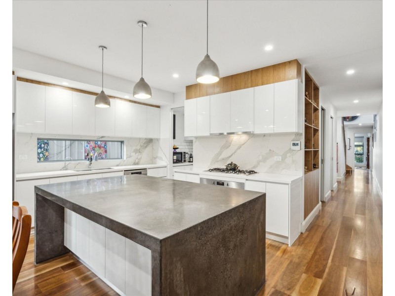 21 BLYTH STREET, Altona VIC 3018