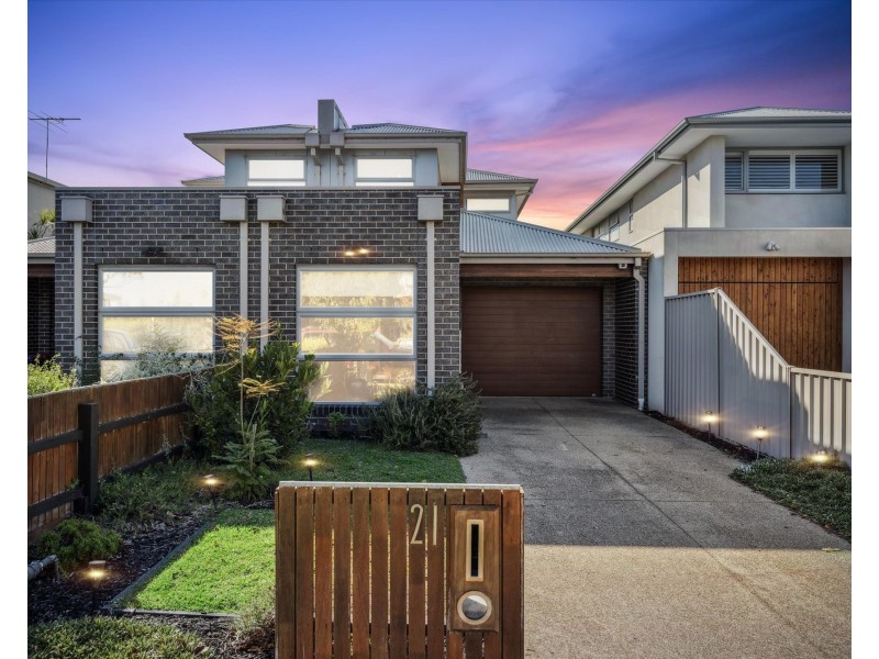 21 BLYTH STREET, Altona VIC 3018