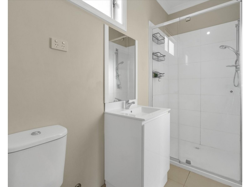 8 LUNN COURT, Altona Meadows VIC 3028