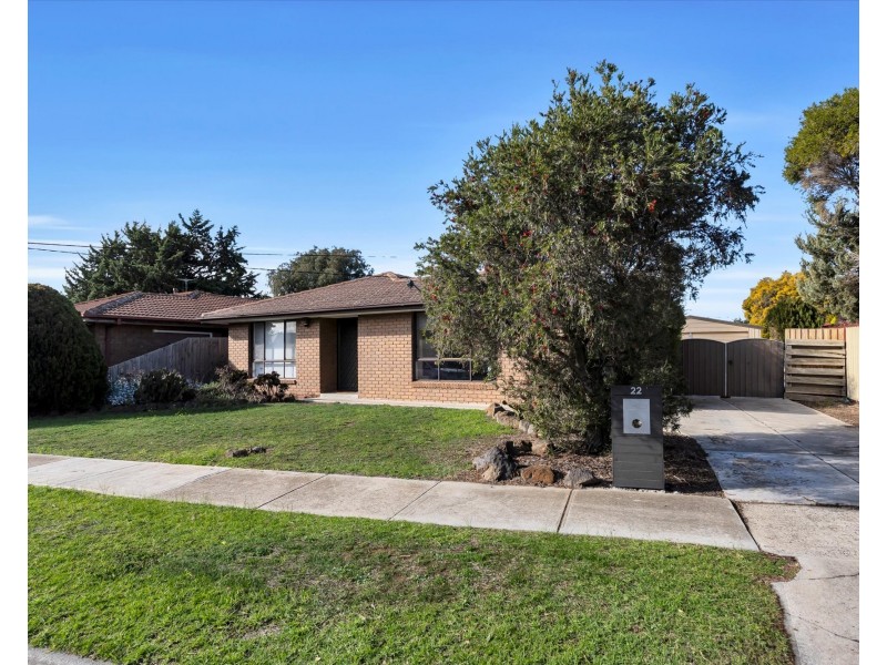22 ALBATROSS AVENUE, Werribee VIC 3030