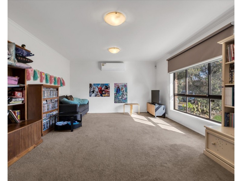 22 ALBATROSS AVENUE, Werribee VIC 3030