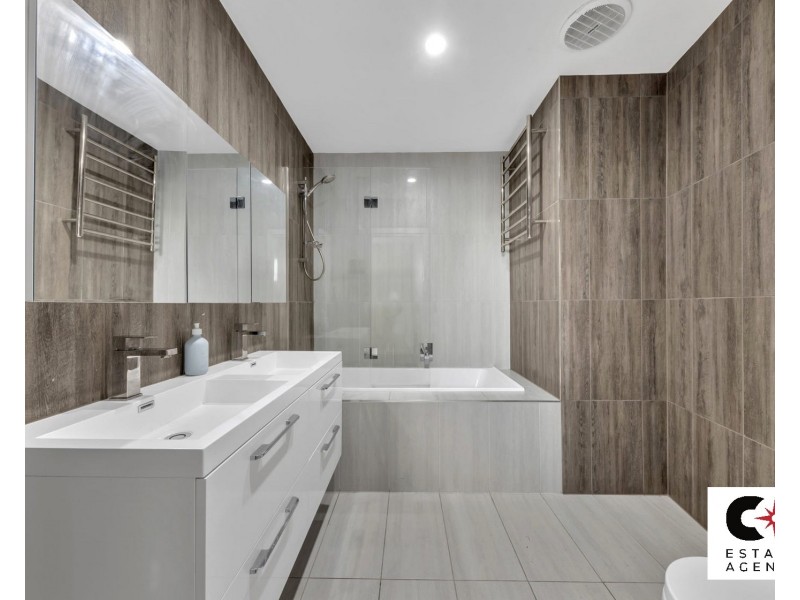 11 ORR COURT, Laverton VIC 3028