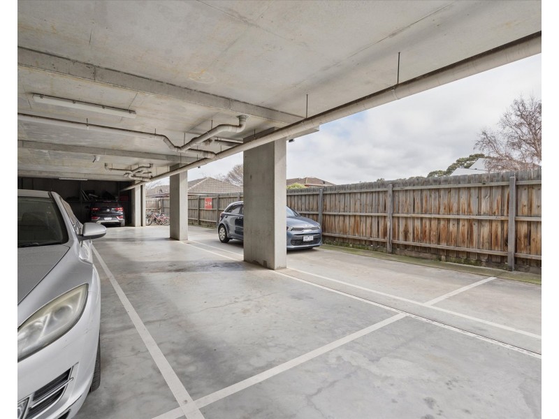 104/117 PIER STREET, Altona VIC 3018