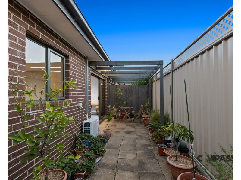 4/37 WREN STREET, Altona VIC 3018