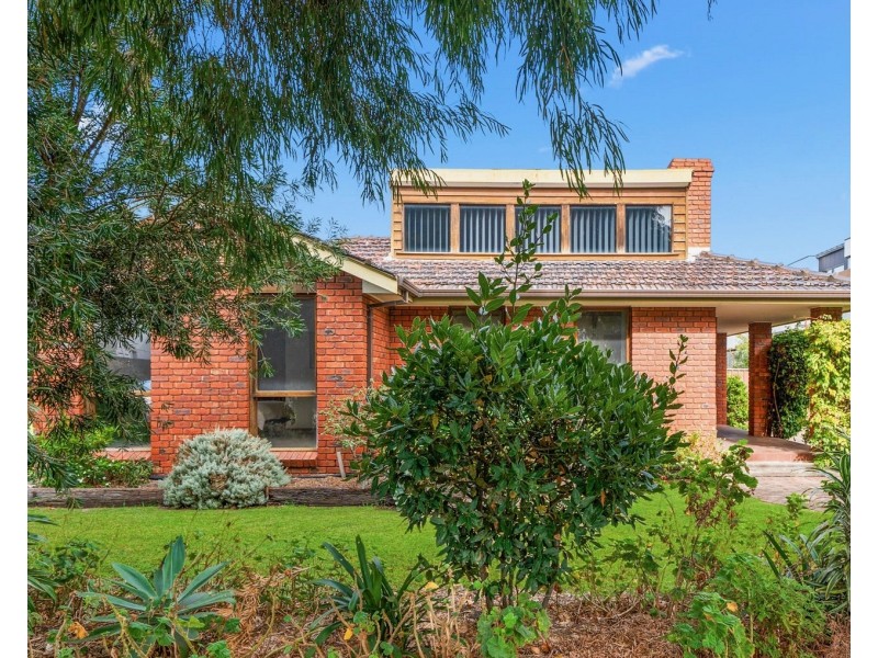1 GARDEN GROVE, Seaholme VIC 3018