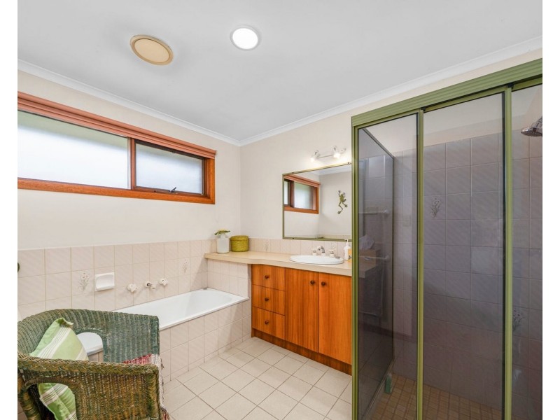 1 GARDEN GROVE, Seaholme VIC 3018