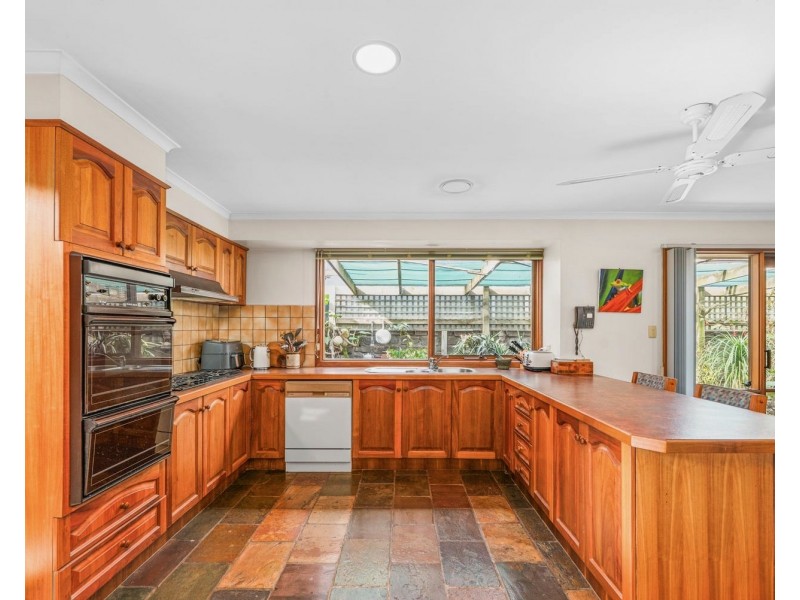 1 GARDEN GROVE, Seaholme VIC 3018