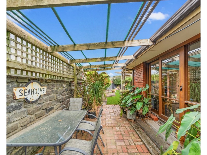 1 GARDEN GROVE, Seaholme VIC 3018