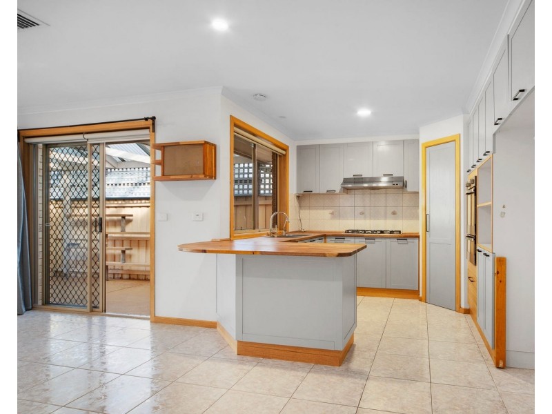 Altona Meadows VIC 3028