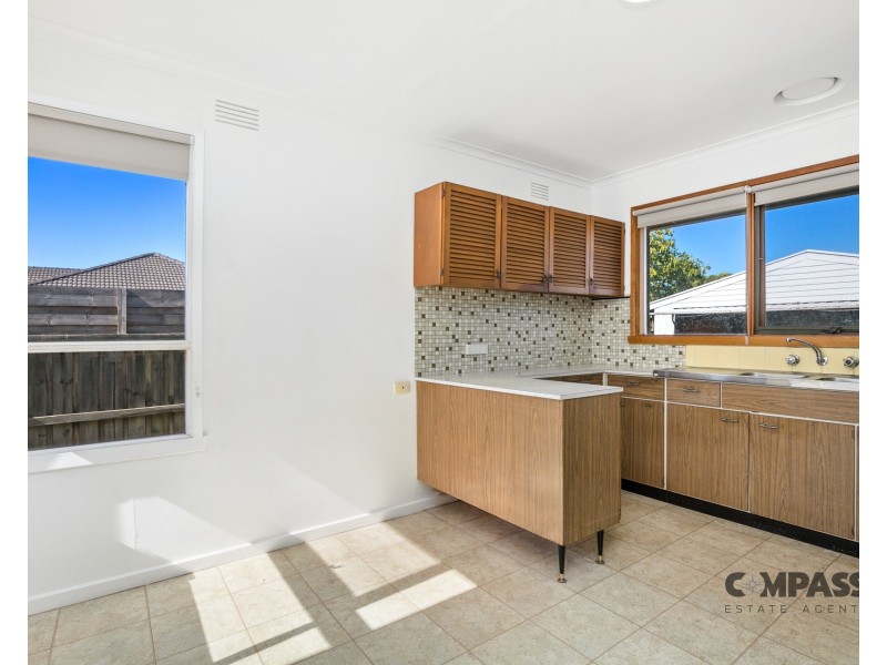 6 ILUKA COURT, Altona VIC 3018