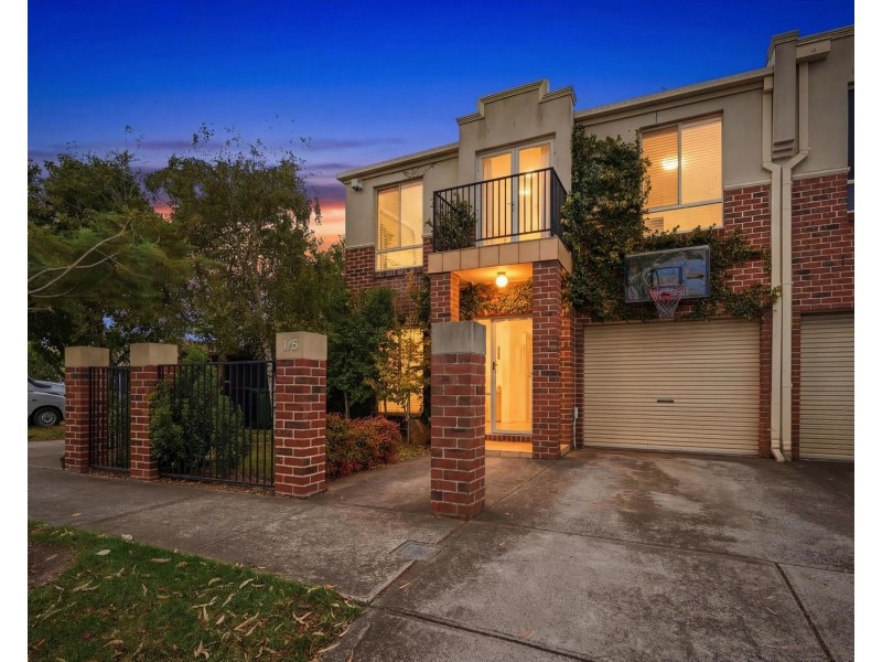 1/5 HOSKEN STREET, Altona Meadows VIC 3028