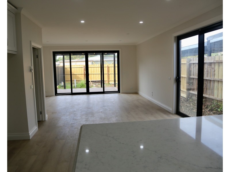 17 ULM STREET, Laverton VIC 3028