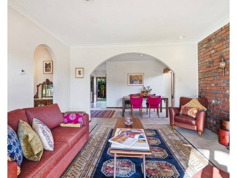 14 SEVES STREET, Altona VIC 3018