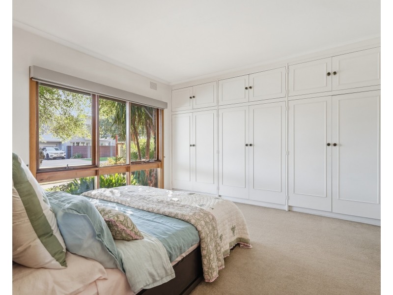 14 SEVES STREET, Altona VIC 3018