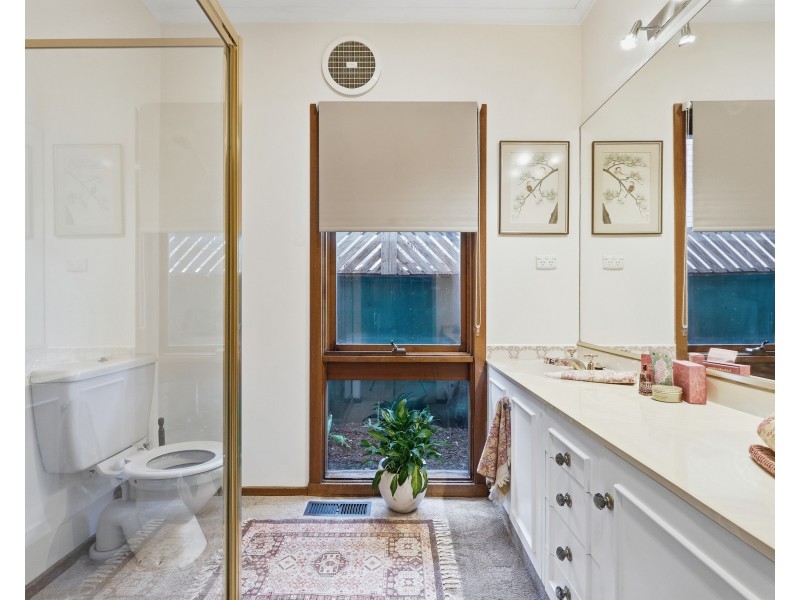 14 SEVES STREET, Altona VIC 3018